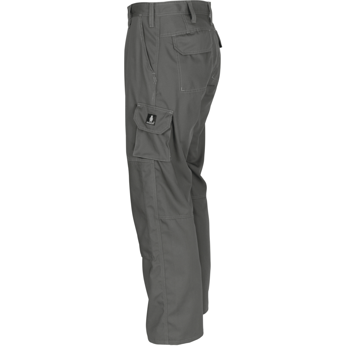 Housut polvitaskuilla