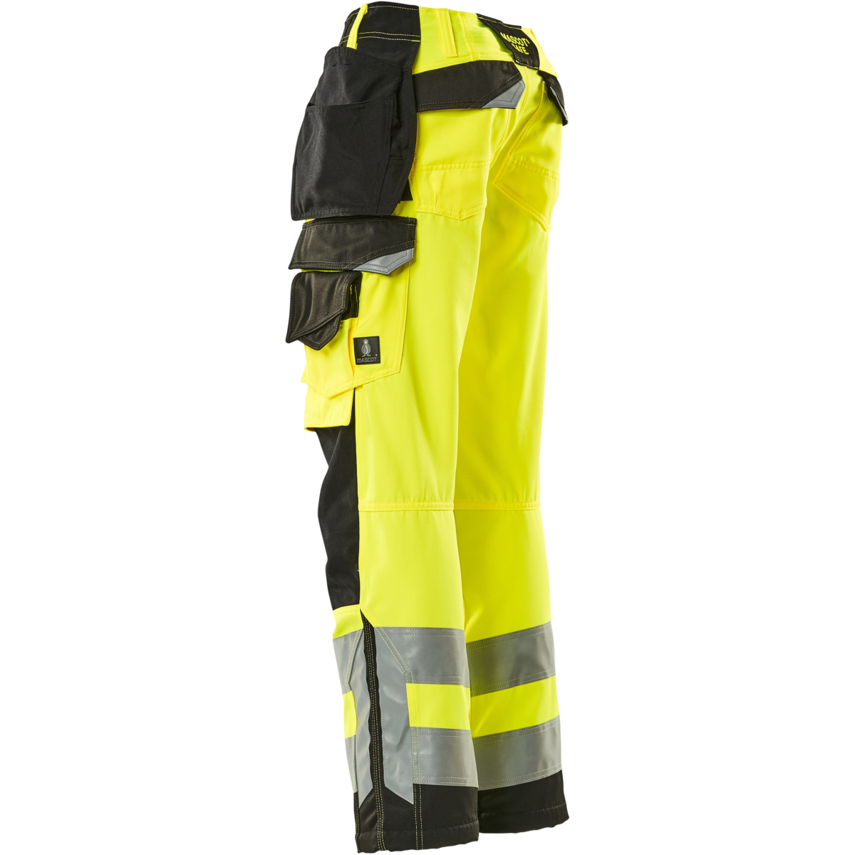 Housut riipputaskuilla