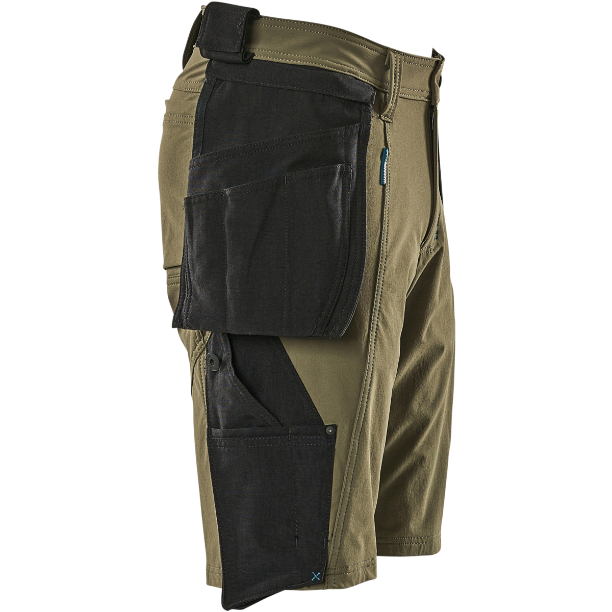 Shortsit riipputaskuilla