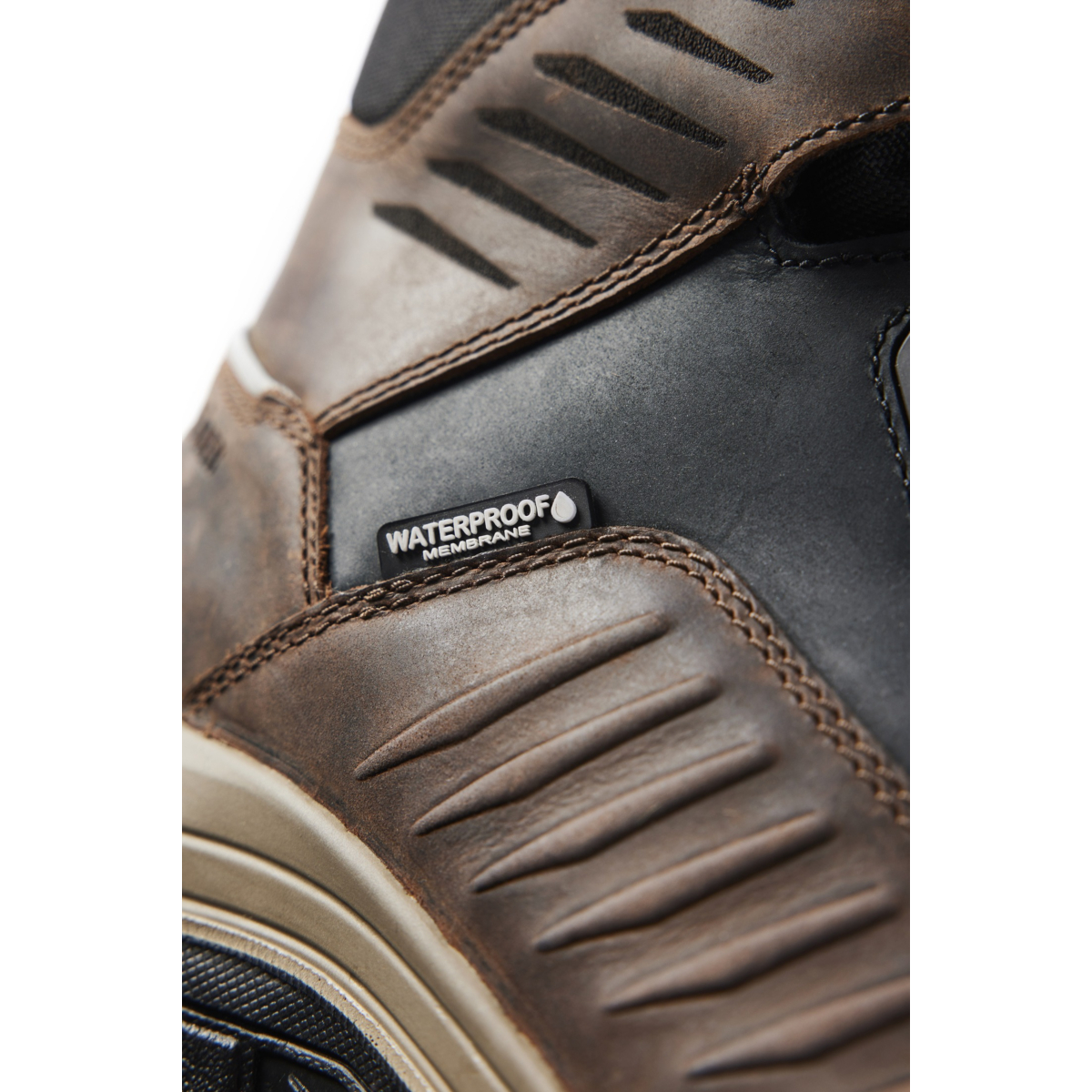 2493 STORM Talviturvakenkä kitkapohjalla S7S