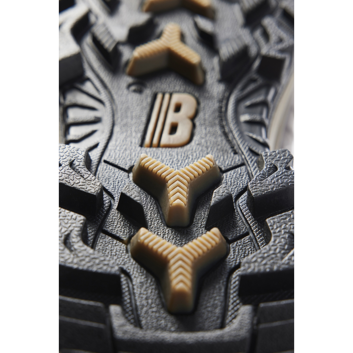 2493 STORM Talviturvakenkä kitkapohjalla S7S