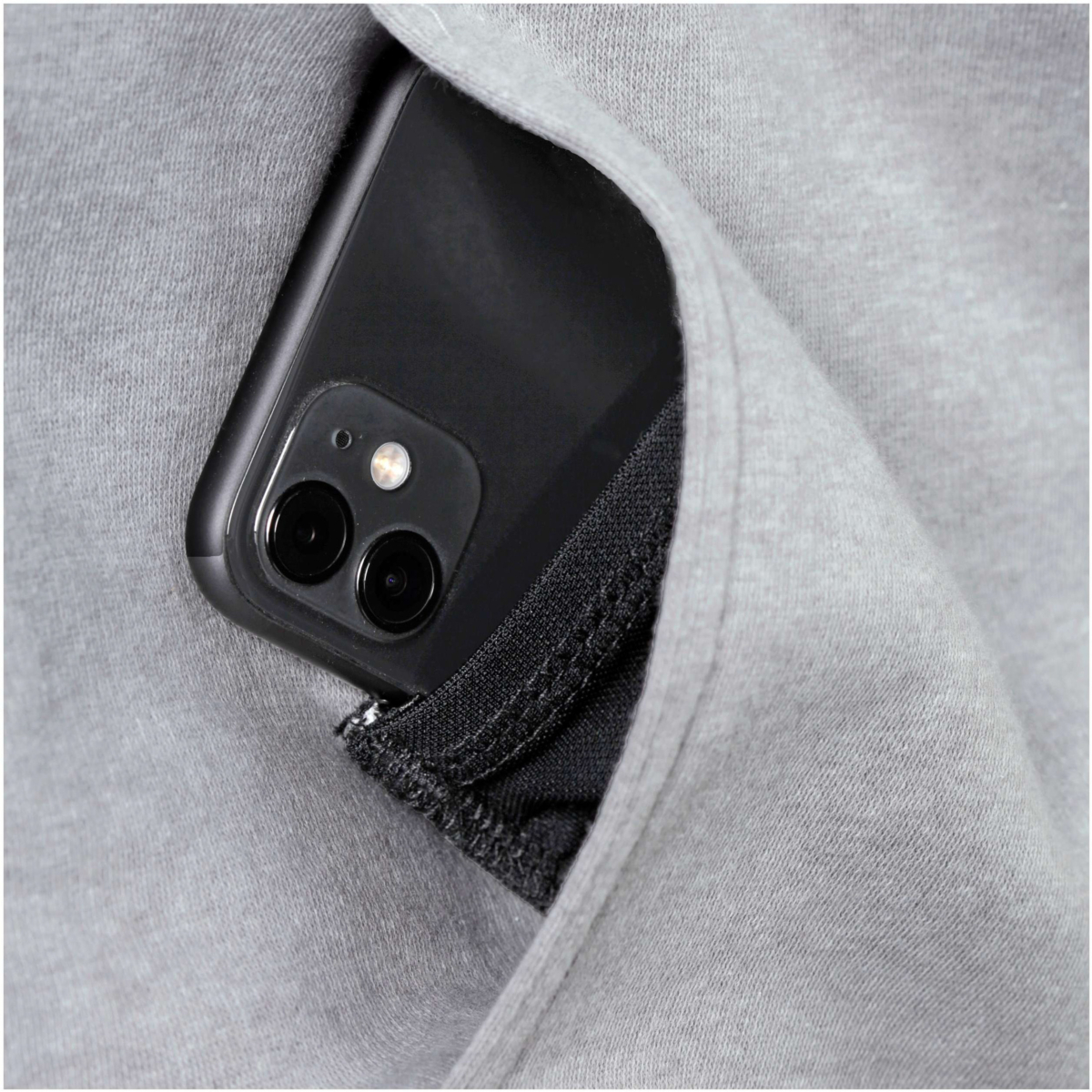 Kevyt ja rento Force® -collegepaita