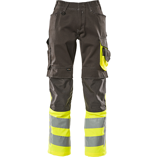 Housut polvitaskuilla