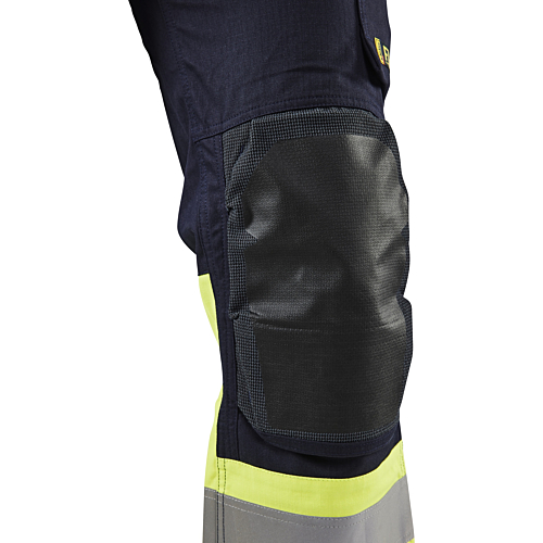 2136 Palosuojattu lämmöllä kiinnitettävä vahvike